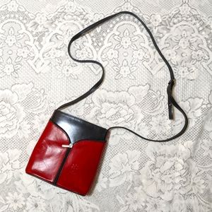 ✨HOST PICK✨Red and Black Leather Purse